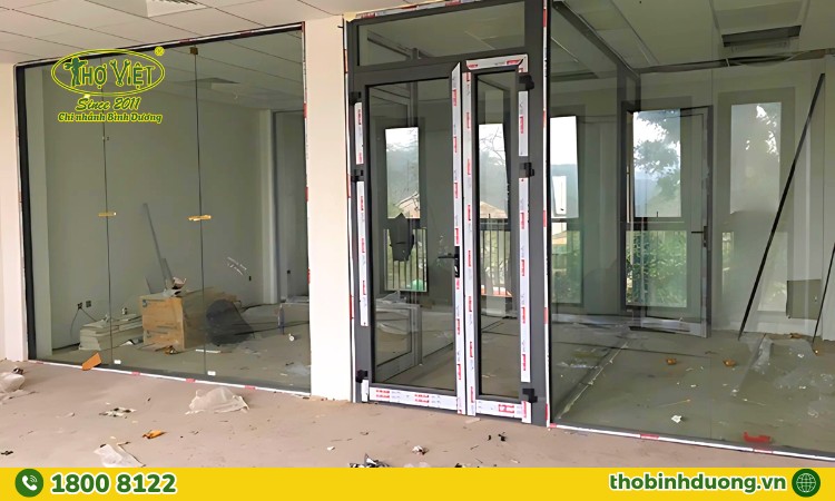 Yếu tố ảnh hưởng chi phí cơ khí nhôm kính tại Thuận An