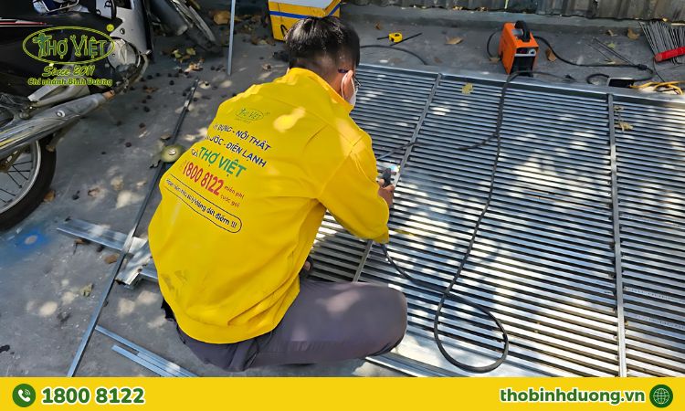 Kinh nghiệm chọn thợ sửa cửa sắt Bình Dương