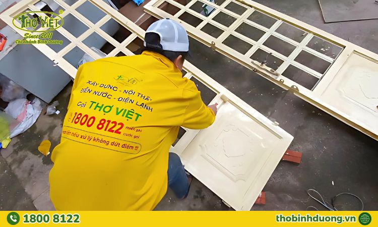 Sửa chữa, thay thế phụ kiện cửa sắt tại Dĩ An