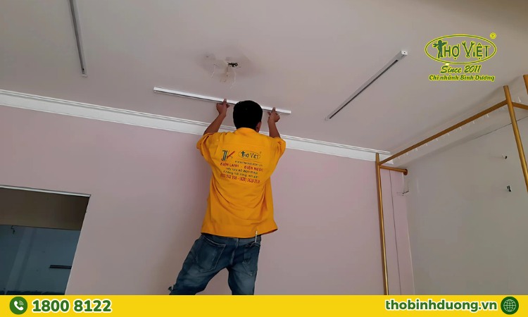 Yếu tố ảnh hưởng chi phí thợ sửa điện Bình Dương