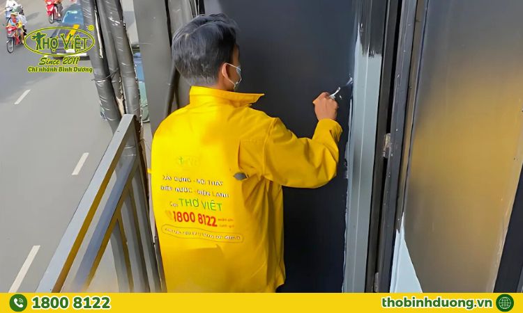 Thợ Bình Dương cam kết báo giá chi tiết và minh bạch cho dịch vụ sơn nhà tại Bến Cát