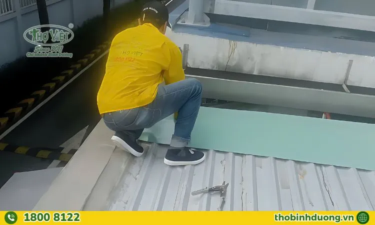 Tại sao nên chọn dịch vụ thay mái tôn tại Bình Cơ?