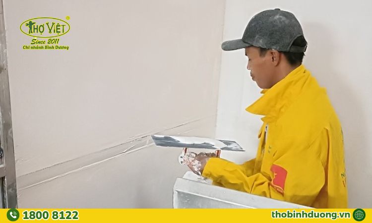 Kinh nghiệm chọn thợ sơn nhà 2 tầng cũ chuyên nghiệp
