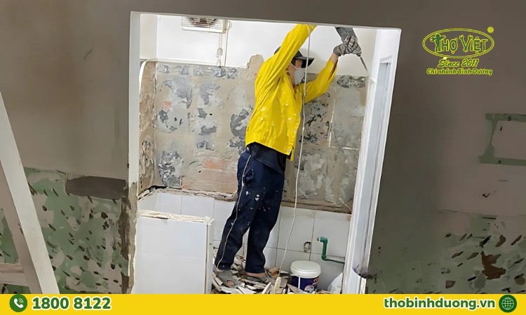 Xử lý chống thấm, thi công hệ thống điện nước khi cải tạo nhà tại Chánh Phú Hòa