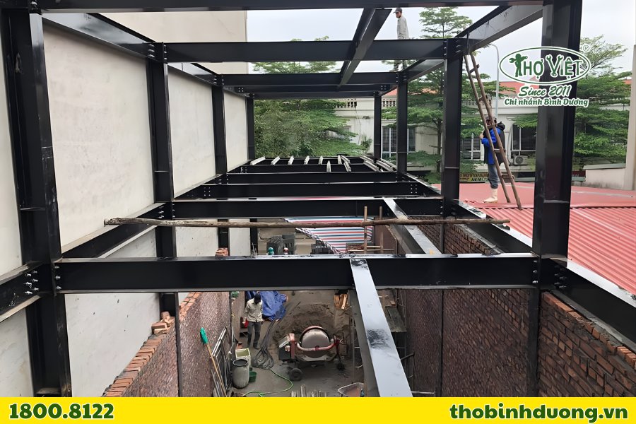 Nhà phố tiền chế, showroom tiền chế Dĩ An