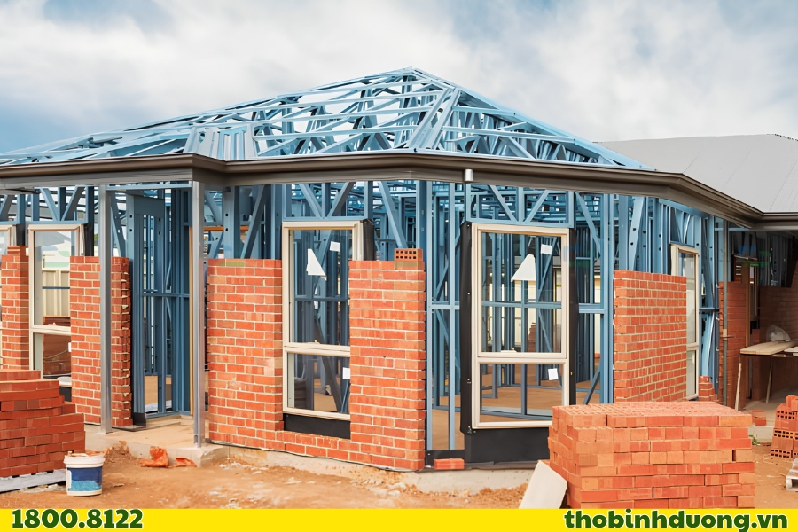 Khu vực thi công nhà tiền chế Bến Cát
