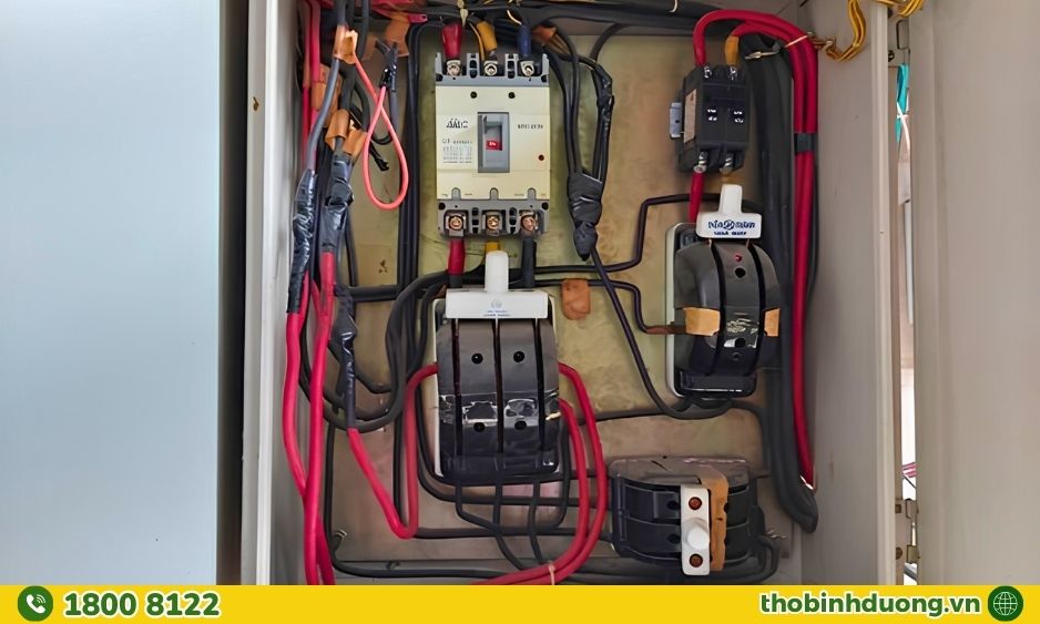 Khu vực sửa điện 3 pha Phú Cường